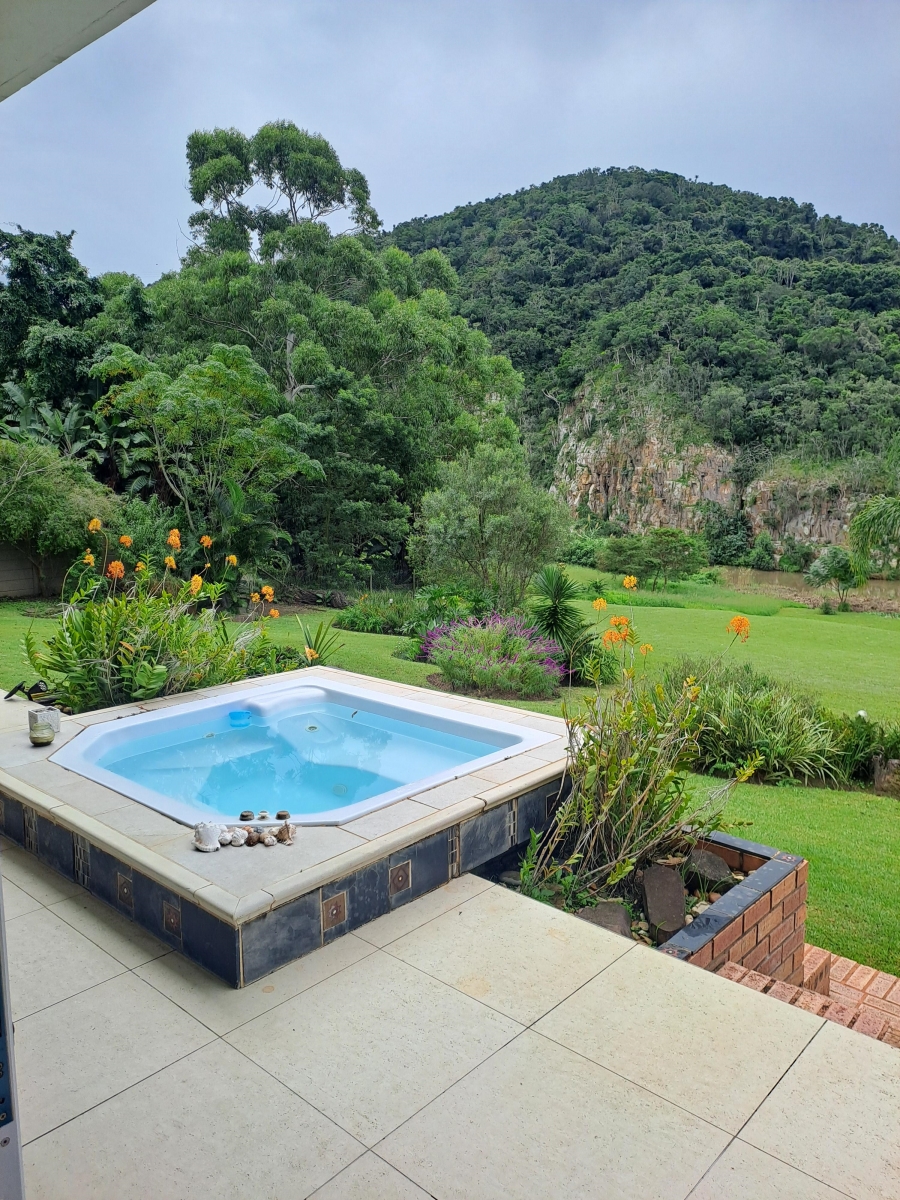 10 Bedroom Property for Sale in Dorchester Heights Eastern Cape